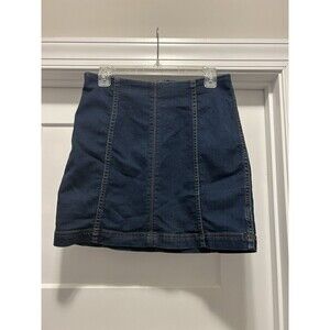 Free People Denim Skirt Size Large Blue Mini Straight Boho Jean Stretchy Zip